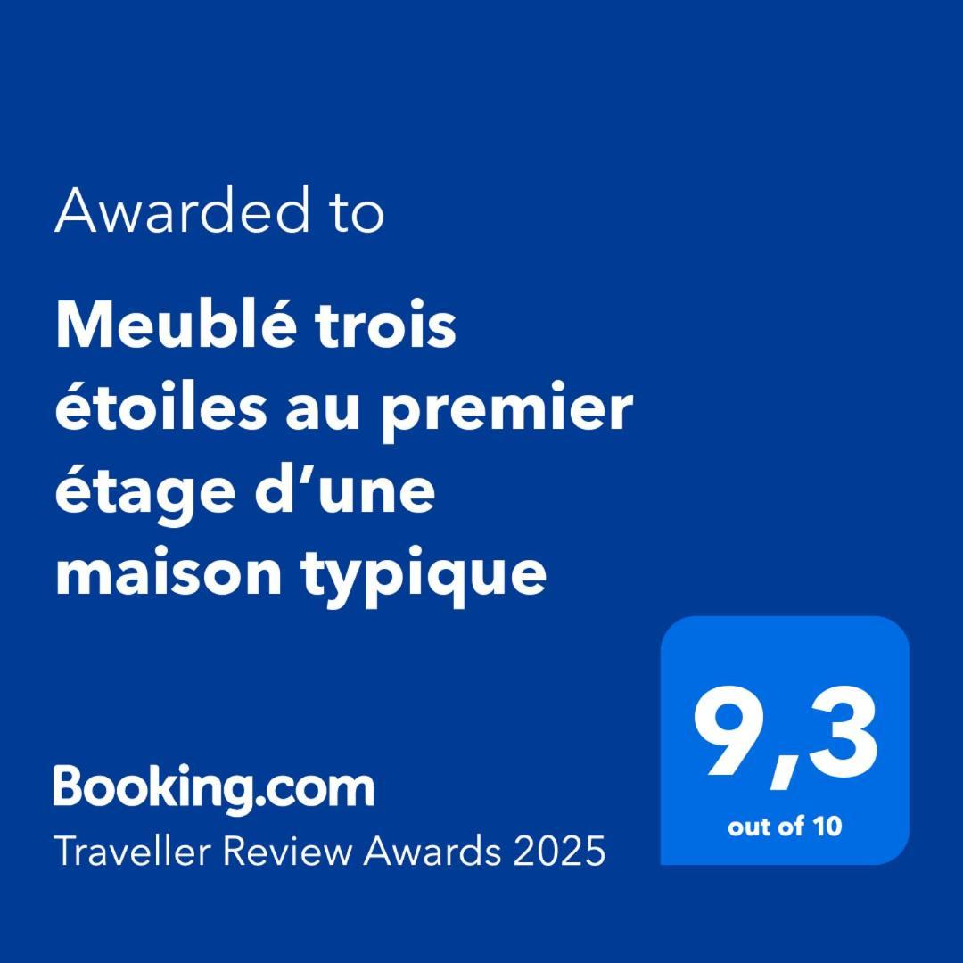 Meuble Trois Etoiles Au Premier Etage D'Une Maison Typique Сен-Киприен Екстериор снимка